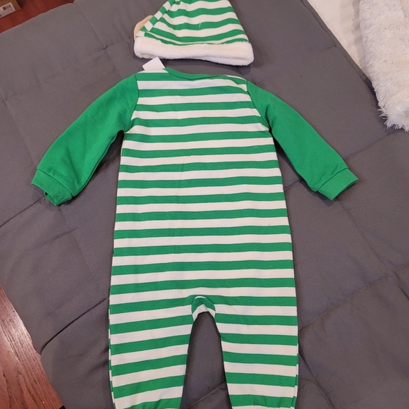 NEW Holiday unisex  cozy Elf baby romper with matching hat size 12 months - Picture 14 of 17